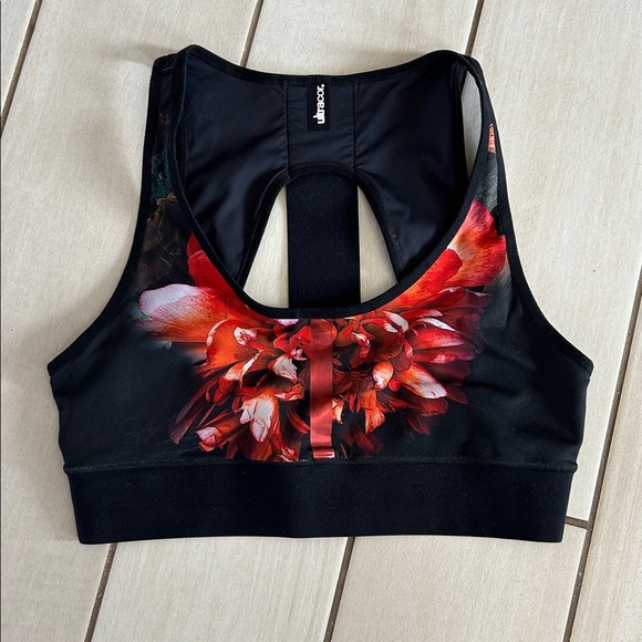 Ultracor Matching Set Bra and Leggings - Picture 4 of 11